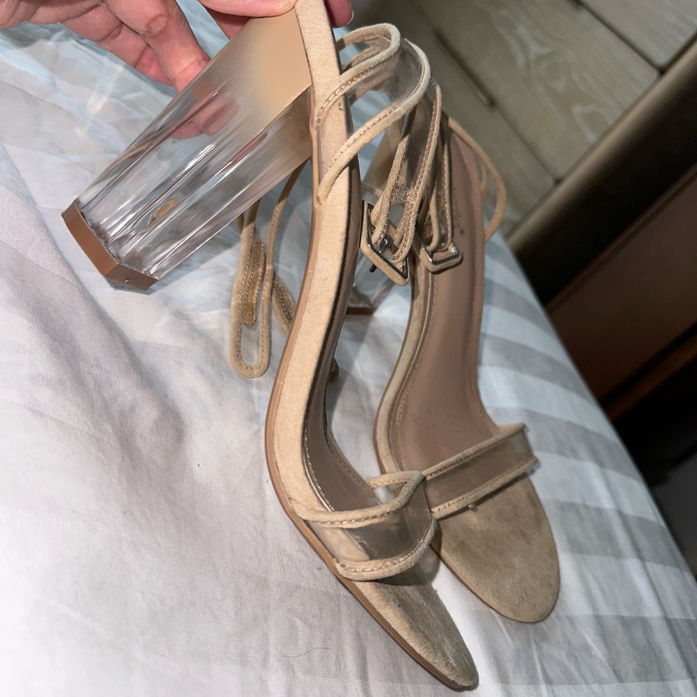 Tan/Nude and clear heel. Size 10
